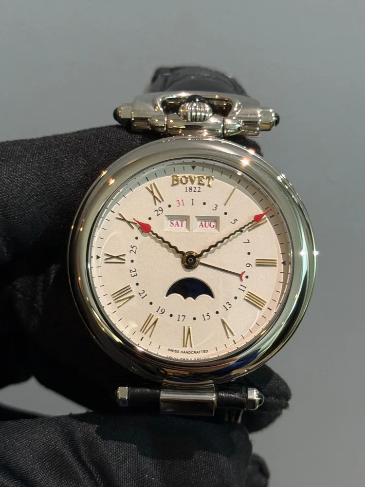 Bovet Amadeo Fleurier COMPLICATIONS TRIPLE DATE